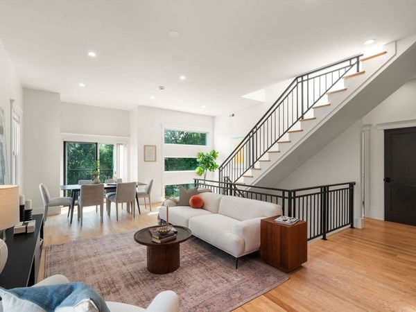 57-59 Highland Rd, Unit 59, Brookline, MA 02445