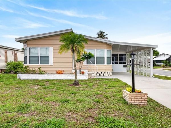 95 Oceans BLVD, NAPLES, FL 34104