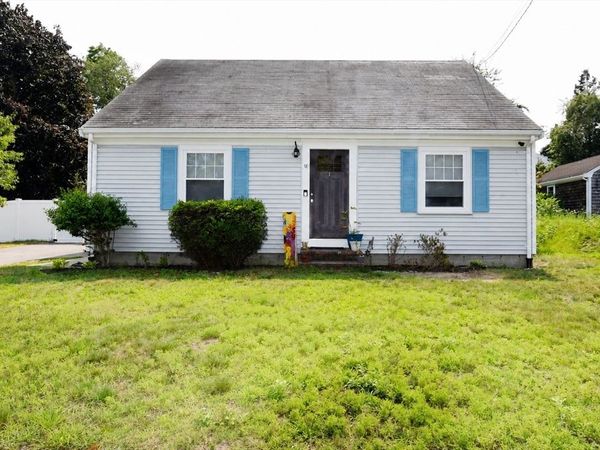 18 Gould Rd, Plymouth, MA 02360