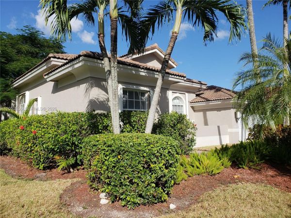 11231 NW 71 Street , Doral, FL 33178