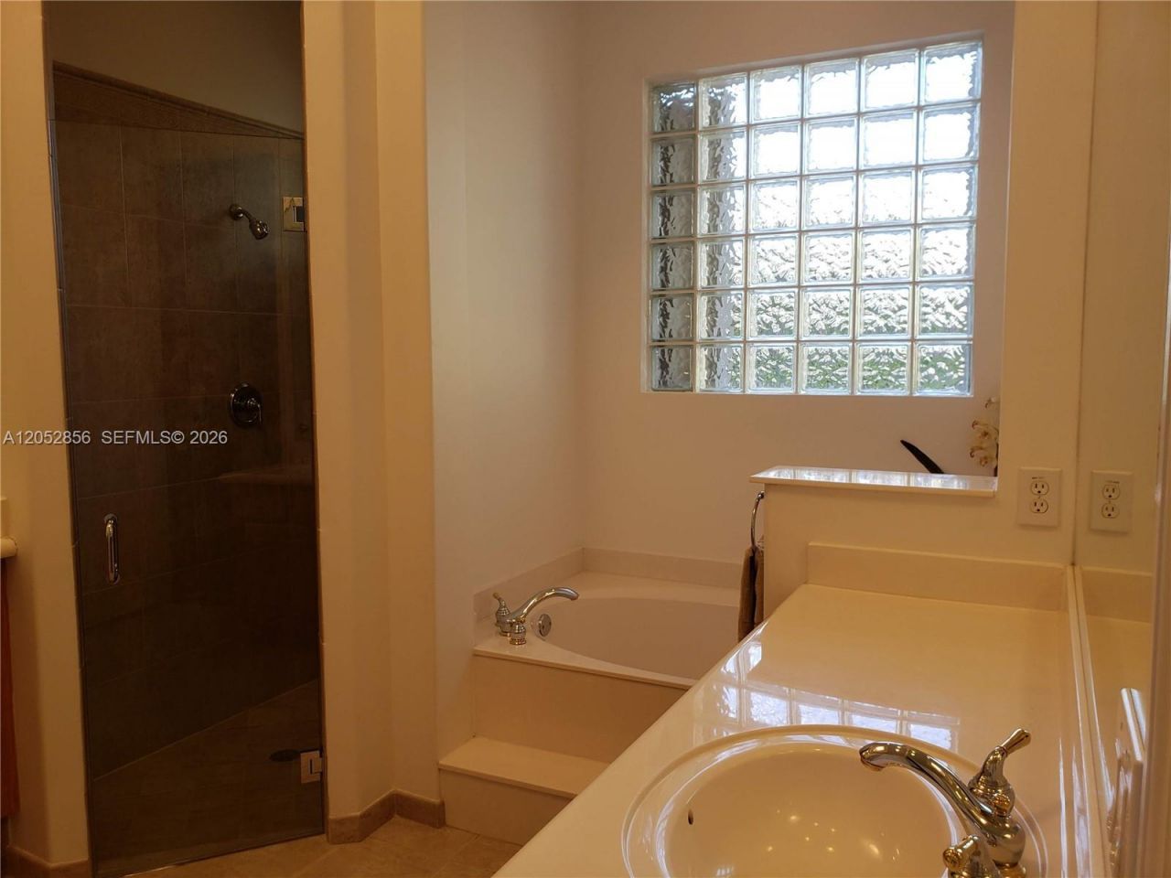 11231 NW 71 Street, Doral, FL 33178 Photo