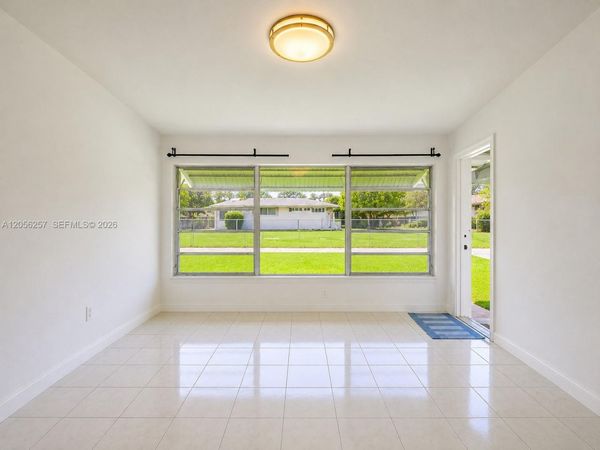 Unit 106, Miami, FL 33162