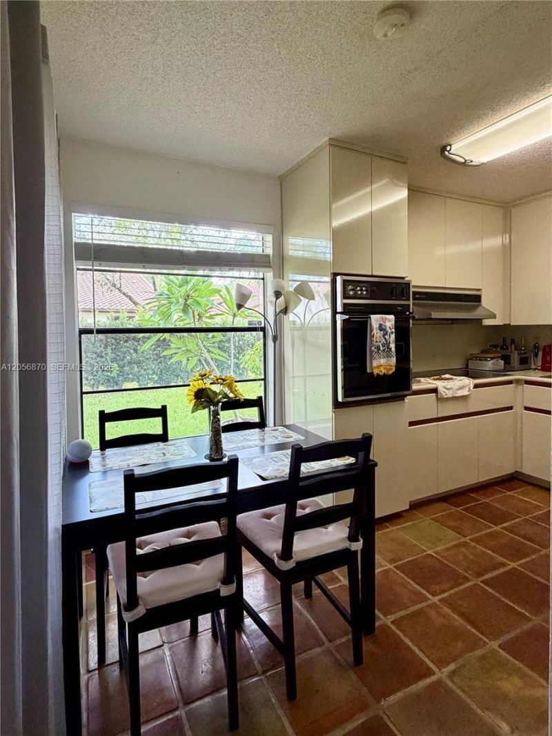 2136 Austin, Weston, FL 33326 Photo