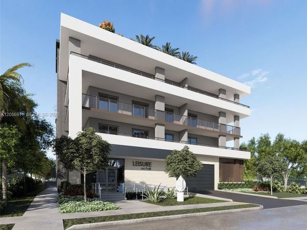 2455 Polk St , Hollywood, FL 33020