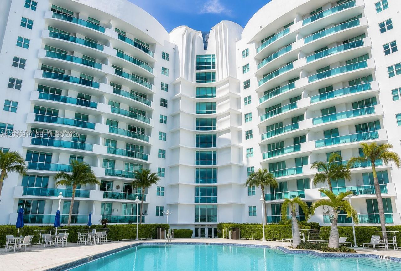 7900 Harbor Island Dr, Unit 705, North Bay Village, FL 33141 Photo