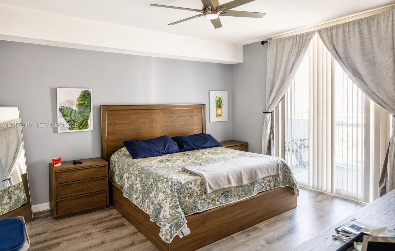 7900 Harbor Island Dr, Unit 705, North Bay Village, FL 33141 Photo
