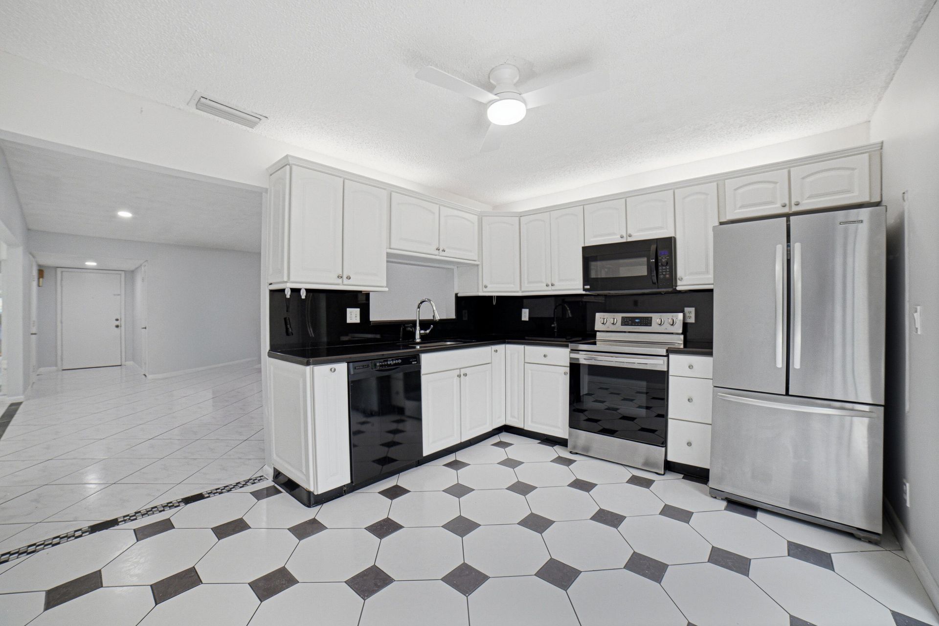 5284 Breadfruit Circle, Delray Beach, FL 33484 Photo