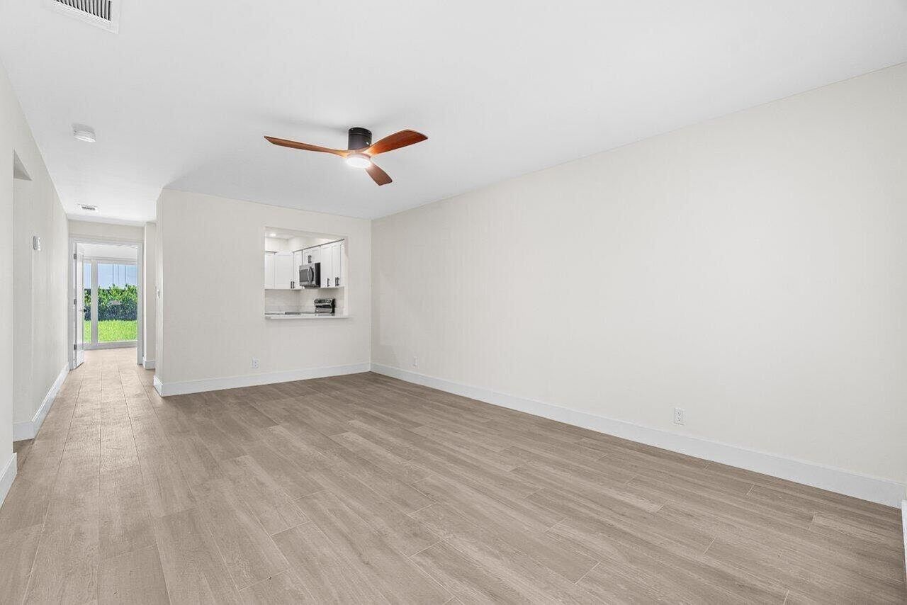 4498 NW 2nd Avenue, Unit 4500, Boca Raton, FL 33431 Photo