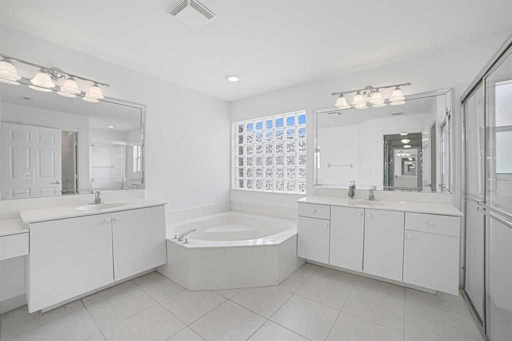 7639 Tarpon Cove Circle, Lake Worth, FL 33467 Photo