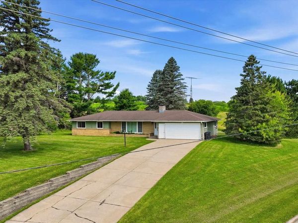 1412 N OAK AVENUE, Marshfield, WI 54449