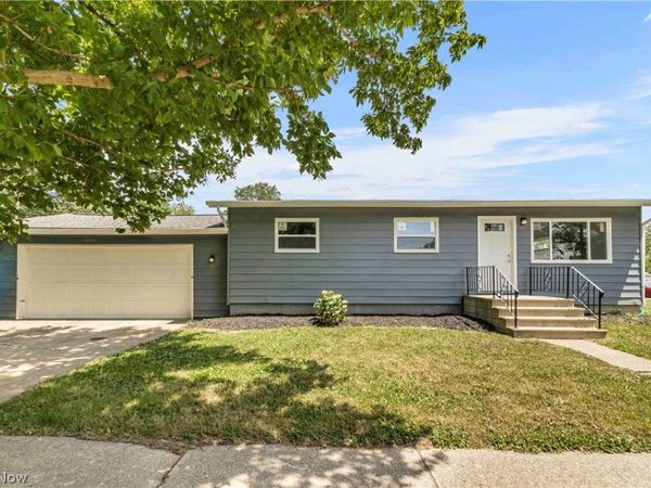 2703 Crehore Street , Lorain, OH 44052