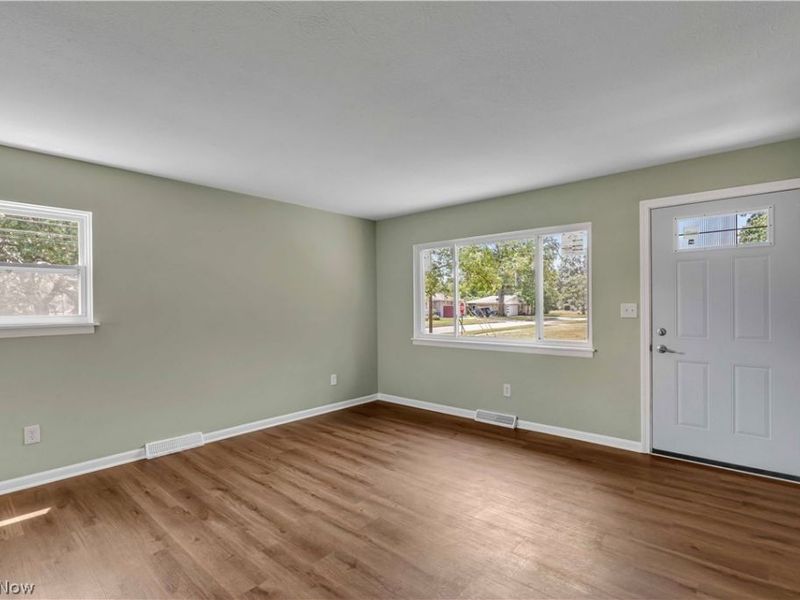 2703 Crehore Street, Lorain, OH 44052 Photo 2