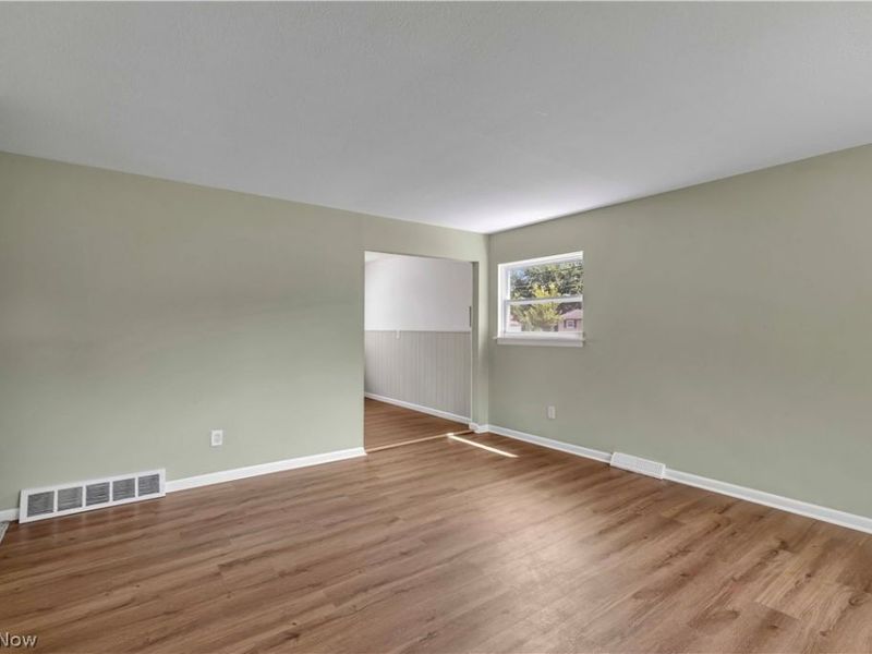 2703 Crehore Street, Lorain, OH 44052 Photo 3