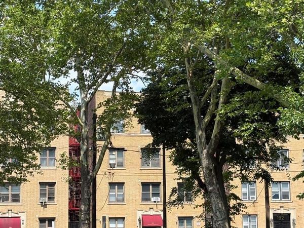 194 Kensington Avenue, Jersey City, NJ 07306