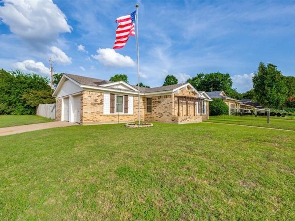 2616 Shady Brook Drive, Bedford, TX 76021
