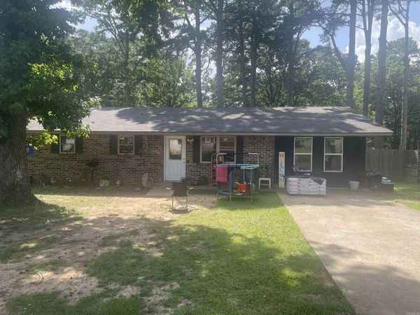 505 Blake Drive, Mena, AR 71953