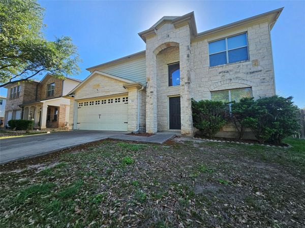 580 Hometown PKWY , Kyle, TX 78640