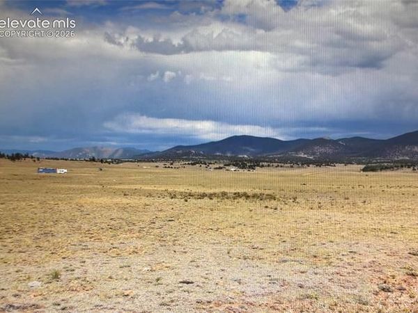 389 Chipita Trail, Hartsel, CO 80449