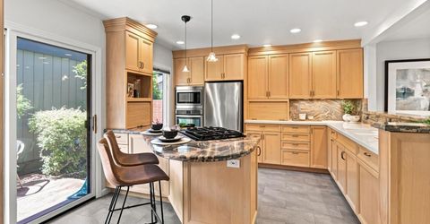 8827 Bluff Ln, Fair Oaks, CA 95628 Photo