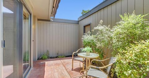 8827 Bluff Ln, Fair Oaks, CA 95628 Photo