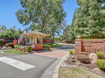 8827 Bluff Ln, Fair Oaks, CA 95628 Photo