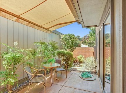 8827 Bluff Ln, Fair Oaks, CA 95628 Photo