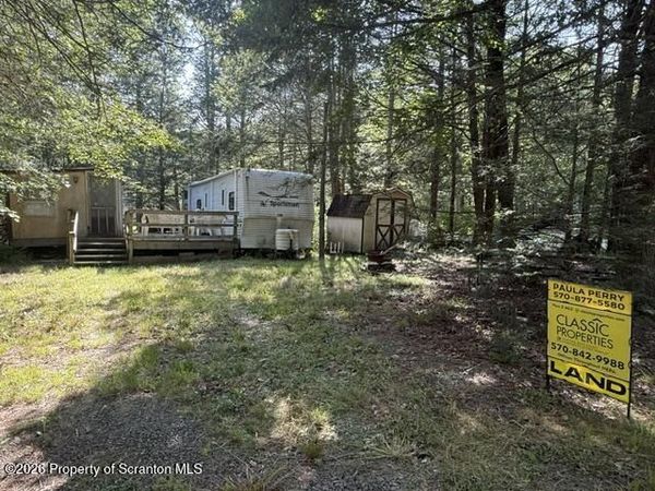 Lot 27 Menoken Trail , Newfoundland, PA 18445