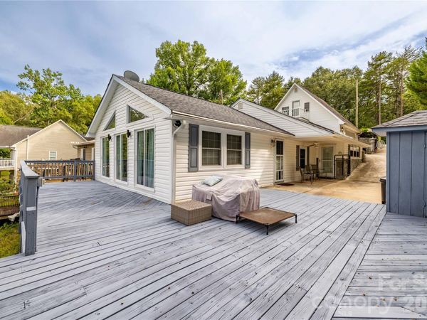 138 Strand Road, New London, NC 28127
