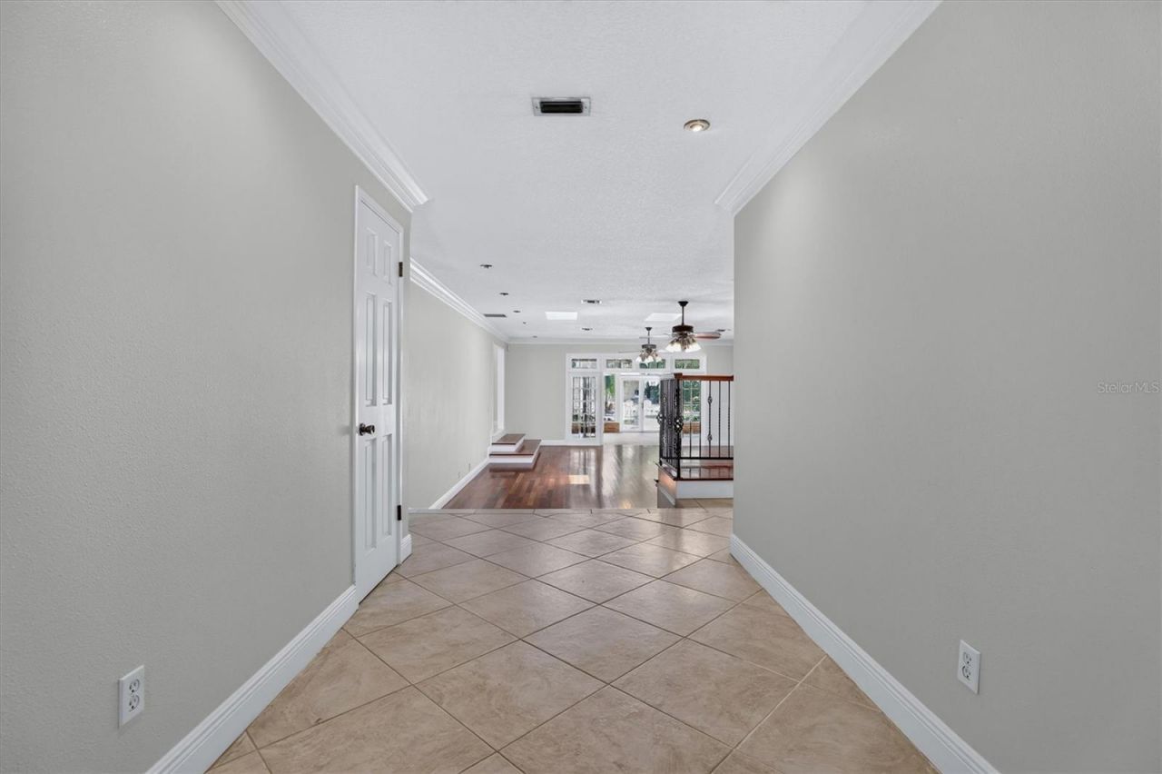 306 Oak Estates Drive, Orlando, FL 32806 Photo