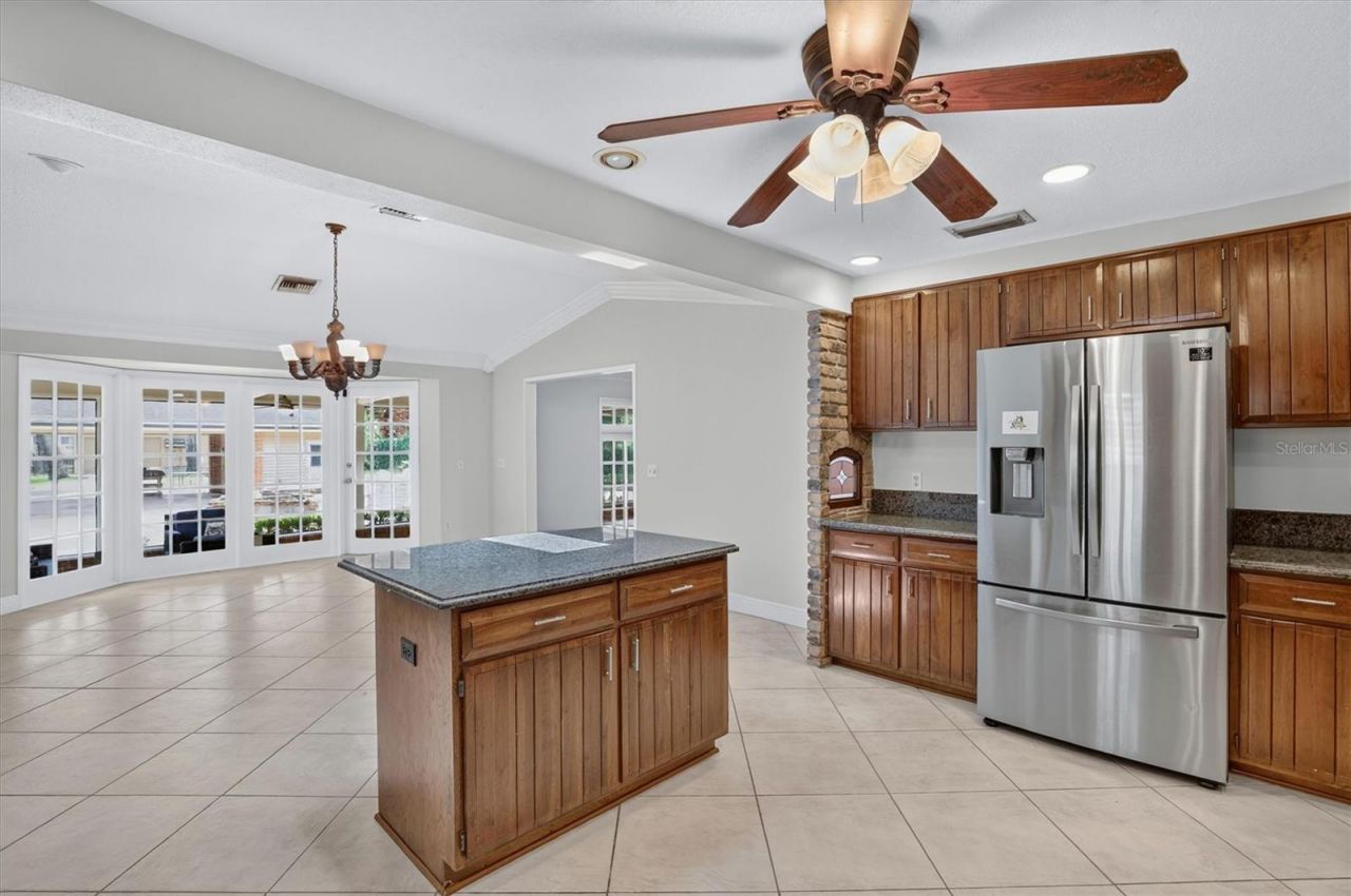 306 Oak Estates Drive, Orlando, FL 32806 Photo