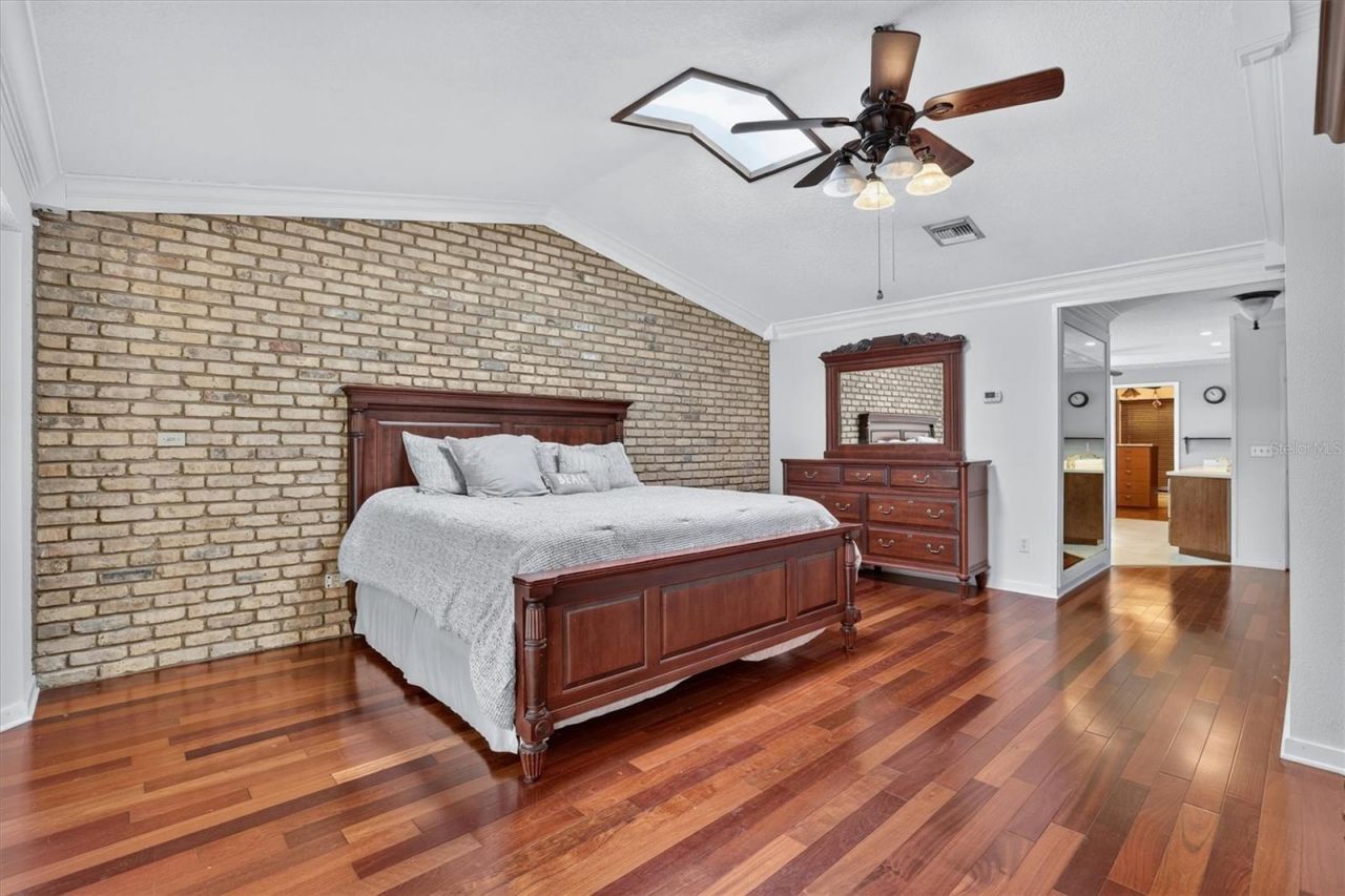 306 Oak Estates Drive, Orlando, FL 32806 Photo