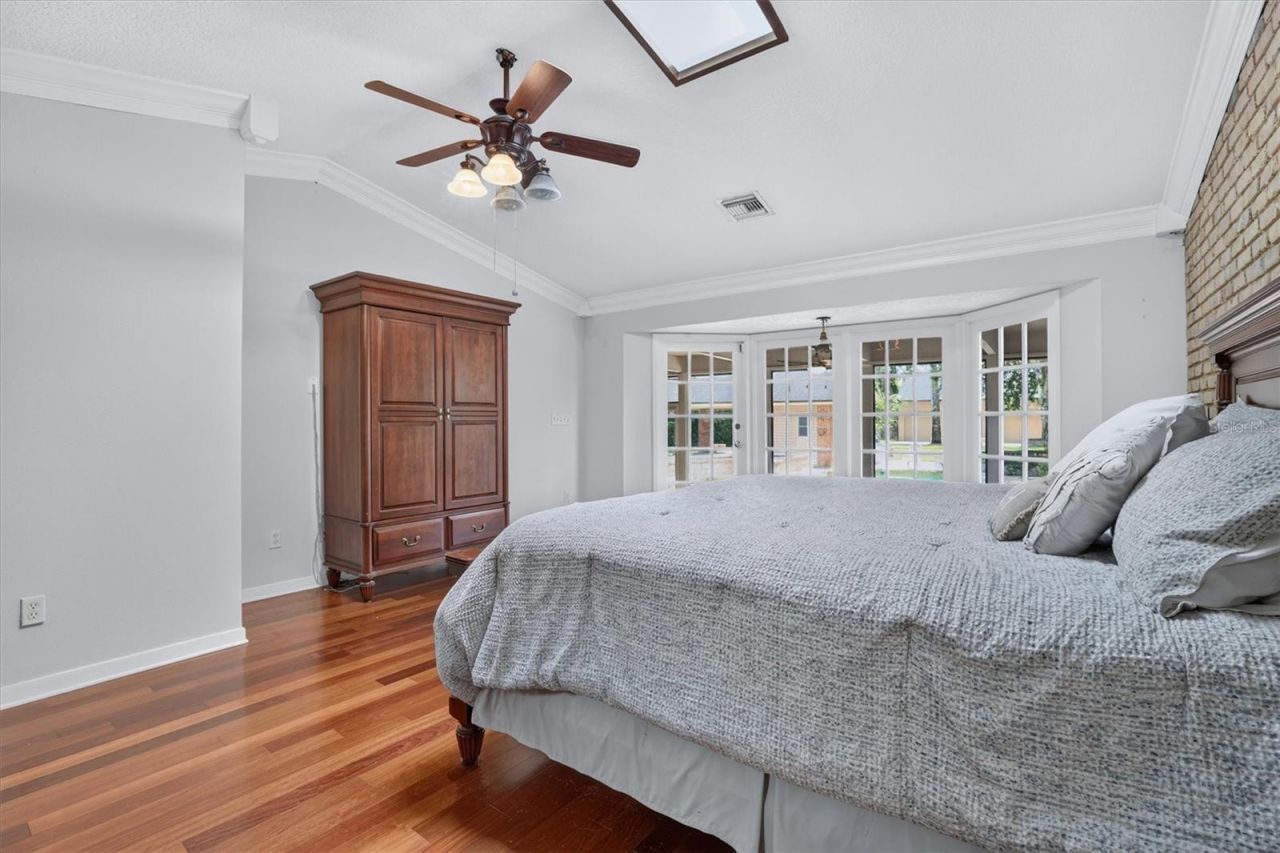 306 Oak Estates Drive, Orlando, FL 32806 Photo