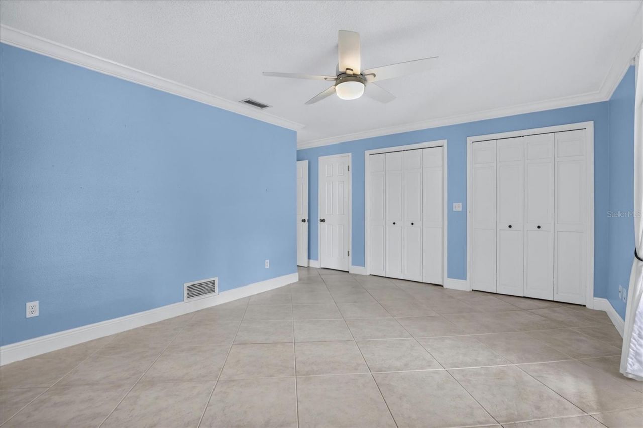 306 Oak Estates Drive, Orlando, FL 32806 Photo