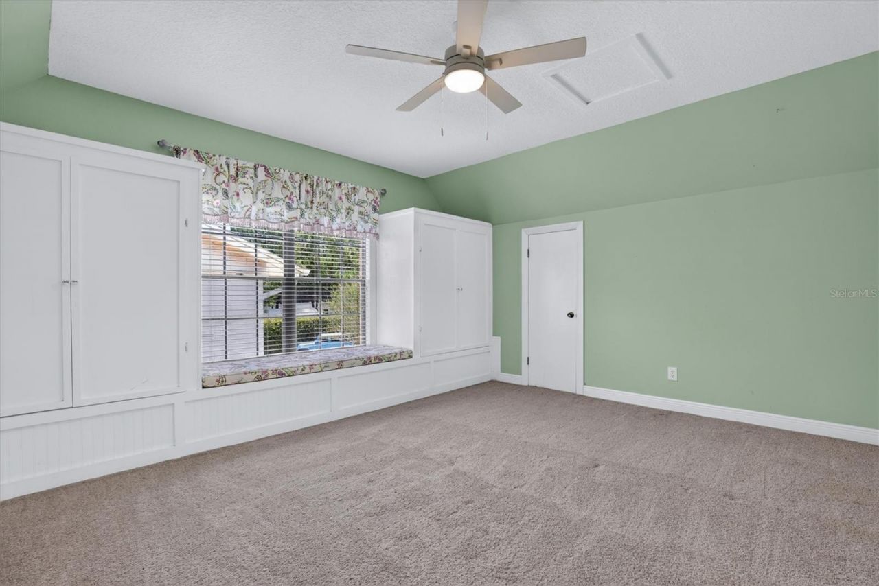 306 Oak Estates Drive, Orlando, FL 32806 Photo