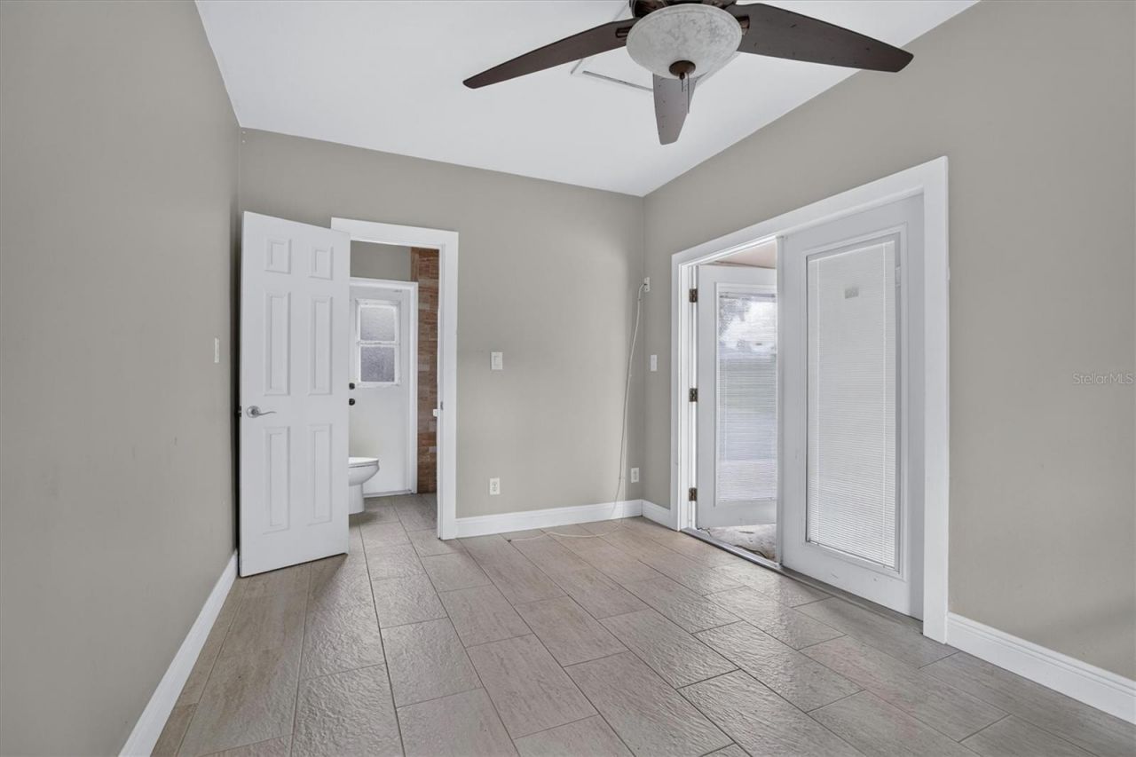 306 Oak Estates Drive, Orlando, FL 32806 Photo