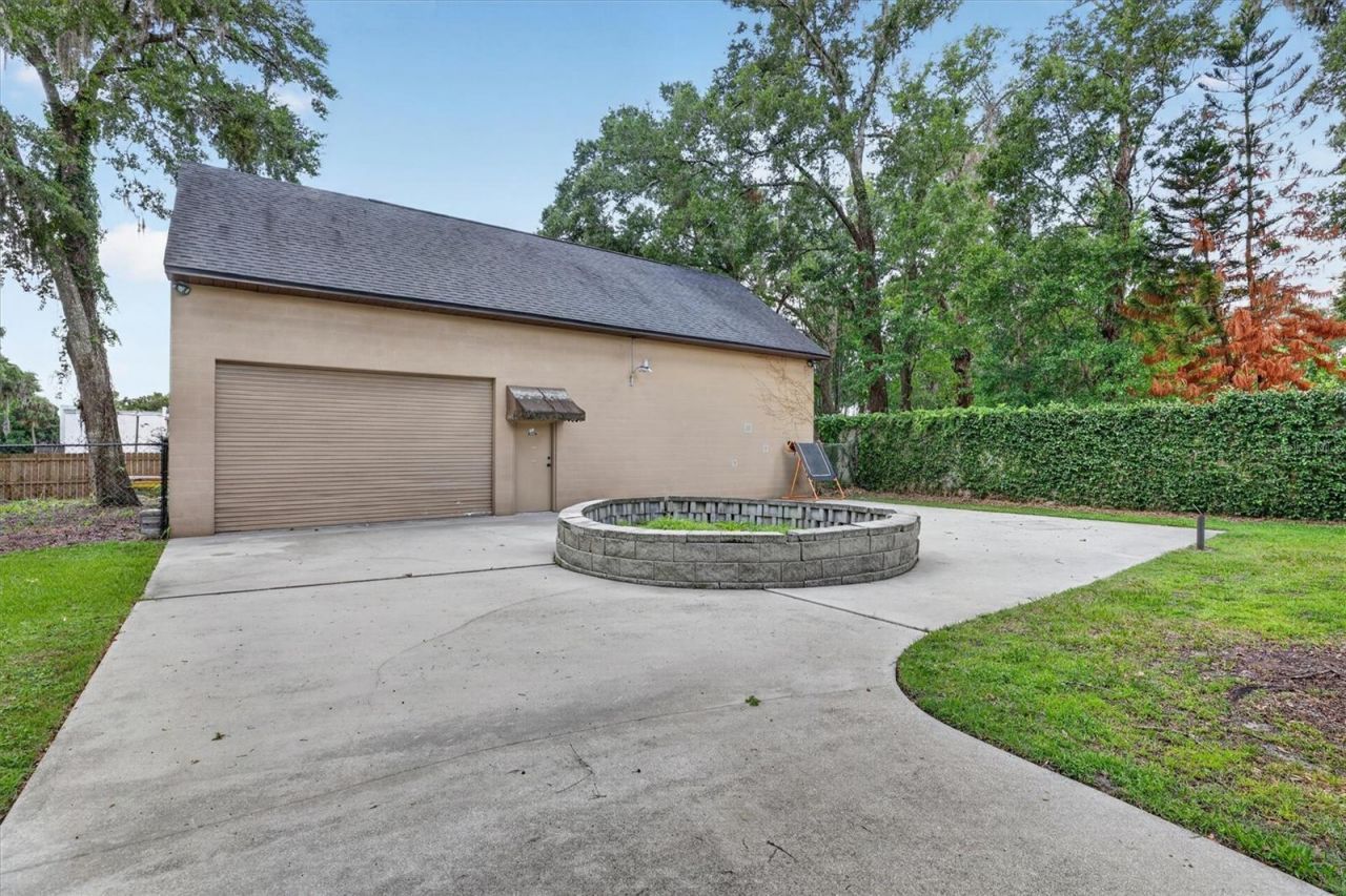 306 Oak Estates Drive, Orlando, FL 32806 Photo
