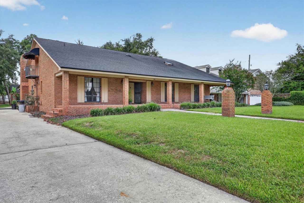 306 Oak Estates Drive, Orlando, FL 32806 Photo