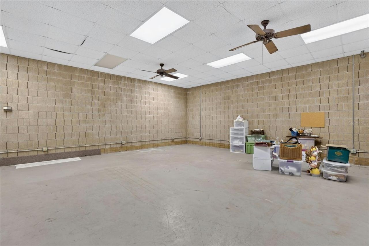 306 Oak Estates Drive, Orlando, FL 32806 Photo
