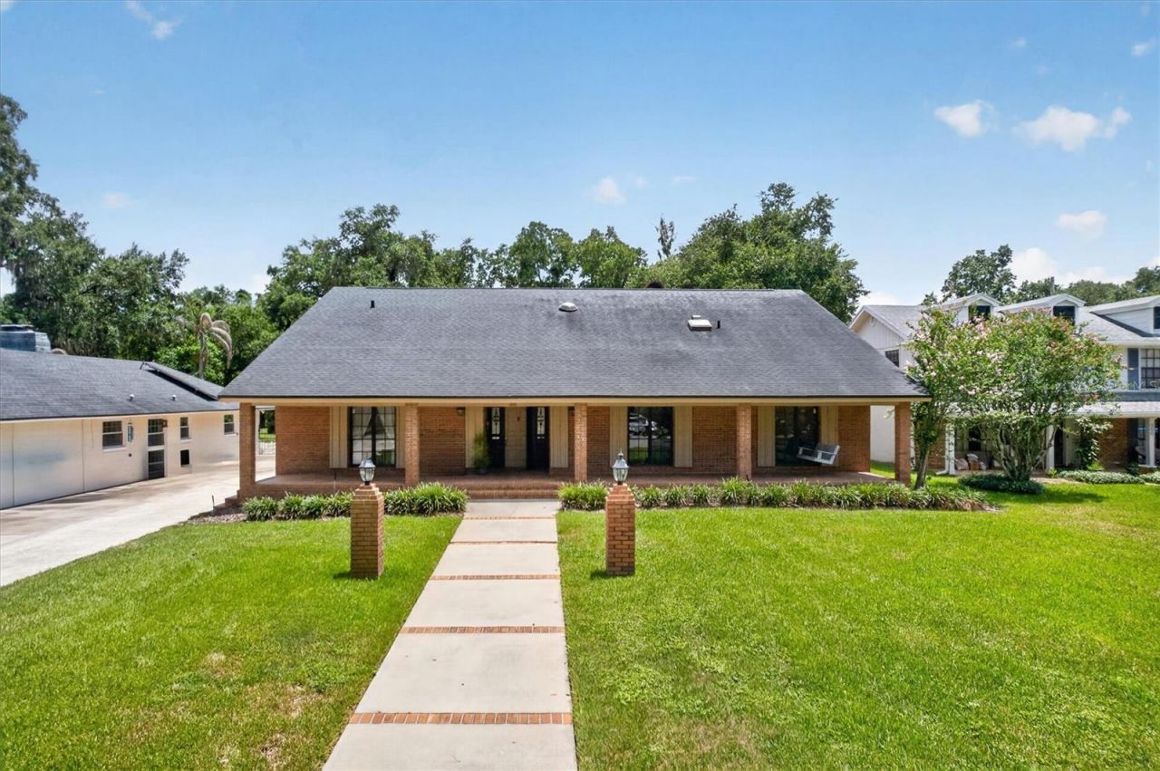 306 Oak Estates Drive, Orlando, FL 32806 Photo