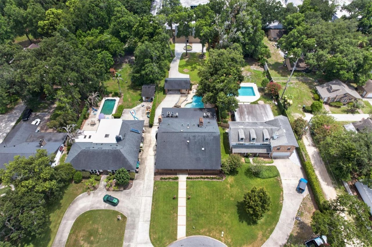 306 Oak Estates Drive, Orlando, FL 32806 Photo