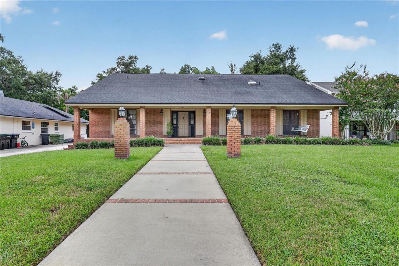 306 Oak Estates Drive, Orlando, FL 32806 Photo
