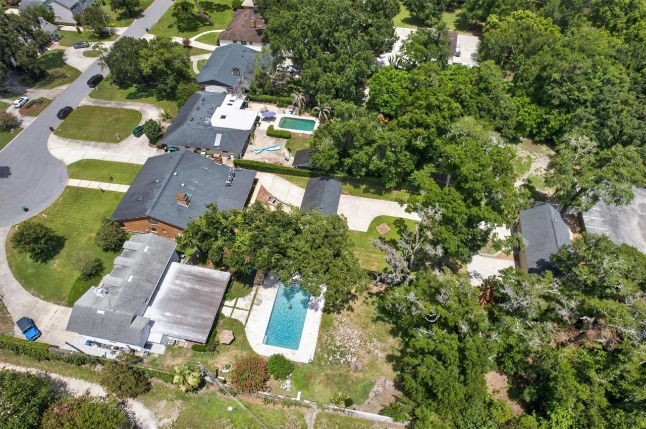 306 Oak Estates Drive, Orlando, FL 32806 Photo