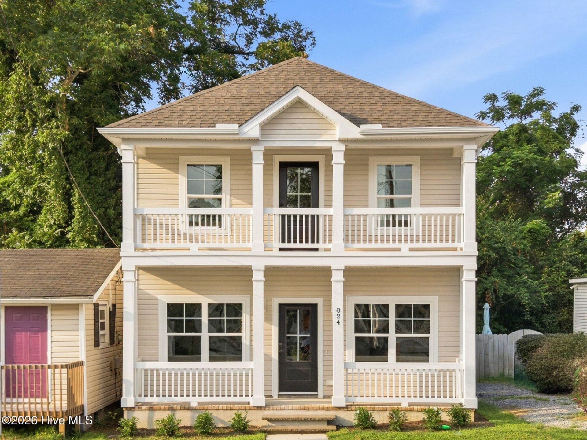 824 Hanover Street, Wilmington, NC 28401 Main Photo