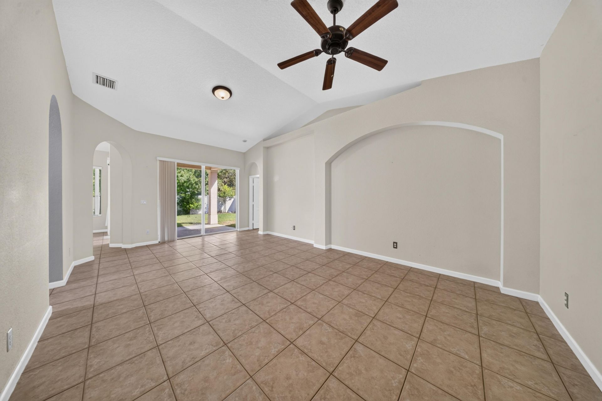 5743 Sunberry Circle, Fort Pierce, FL 34951 Photo