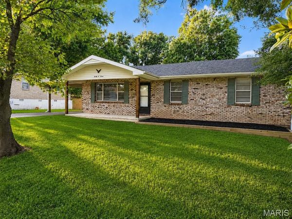 2007 Hillsdale Drive , Poplar Bluff, MO 63901