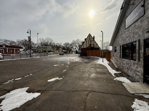 Main Photo