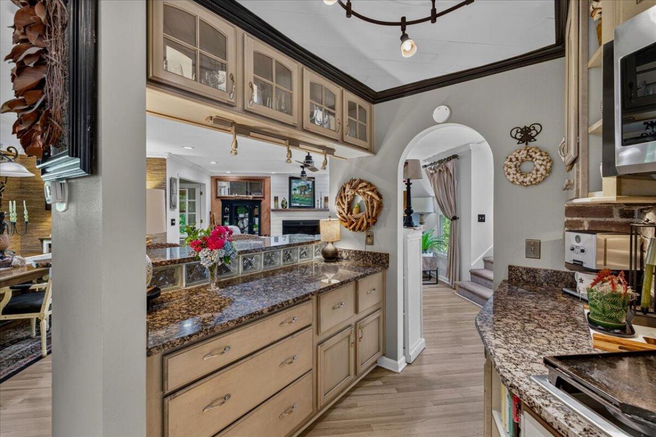 205 Telfair Court Photo 28