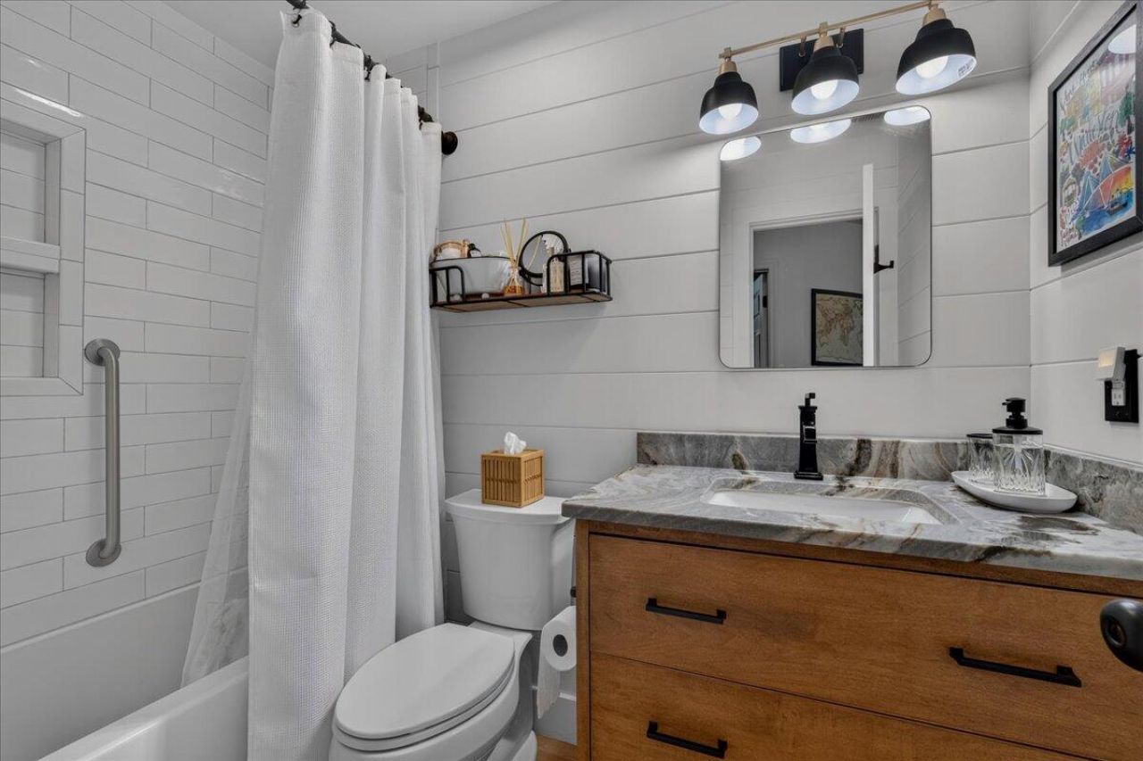 205 Telfair Court Photo 46