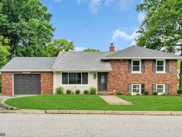 102 Wiltop Rd, Netcong, NJ 07857