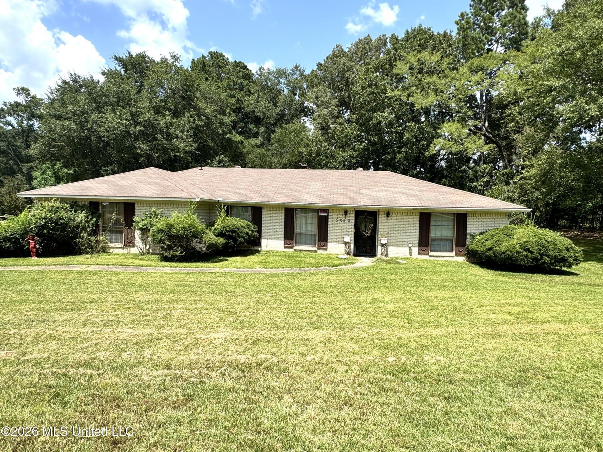 5050 Forest Hill Road, Byram, MS 39272 Main Photo